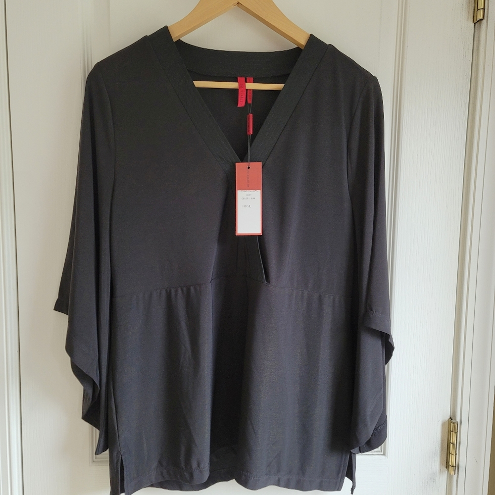 Love Scarlett bell sleeve black wrap top L NWT